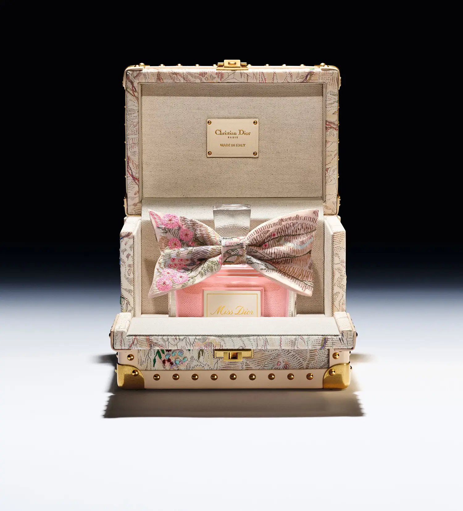 Dior unveils 150 exceptional Miss Dior trunks by Eva Jospin