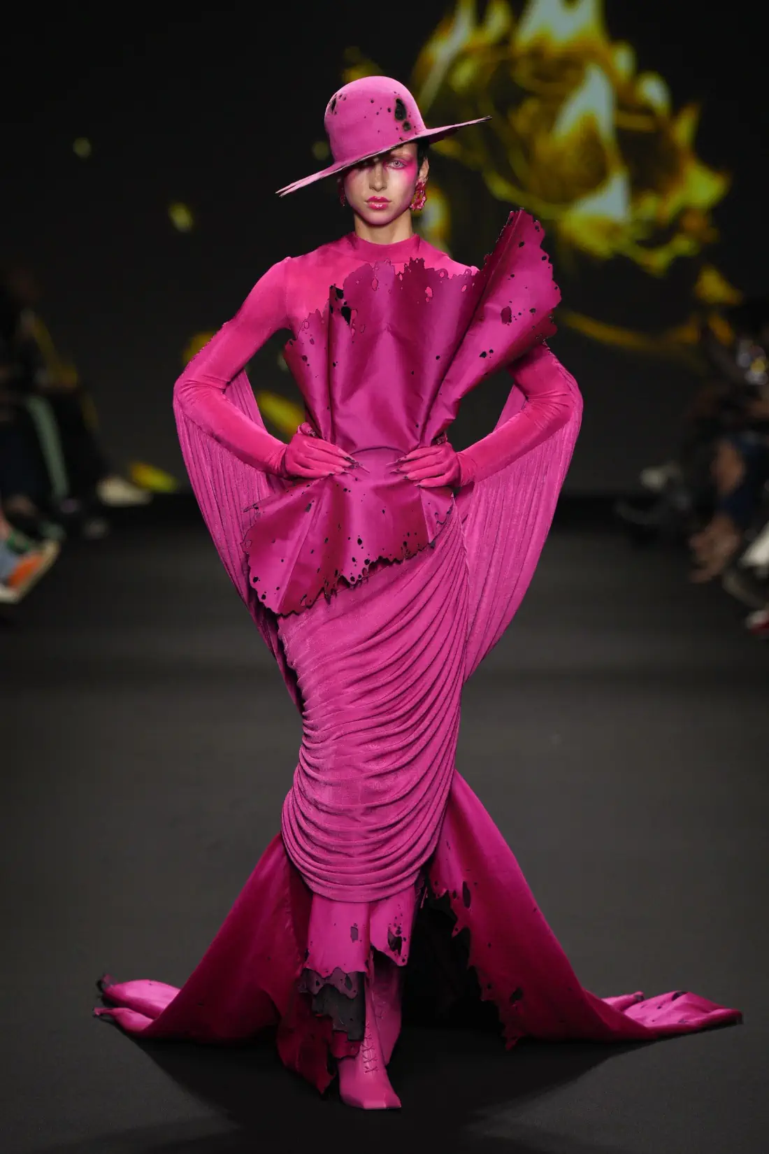 Robert Wun Haute Couture Fall-Winter 2024