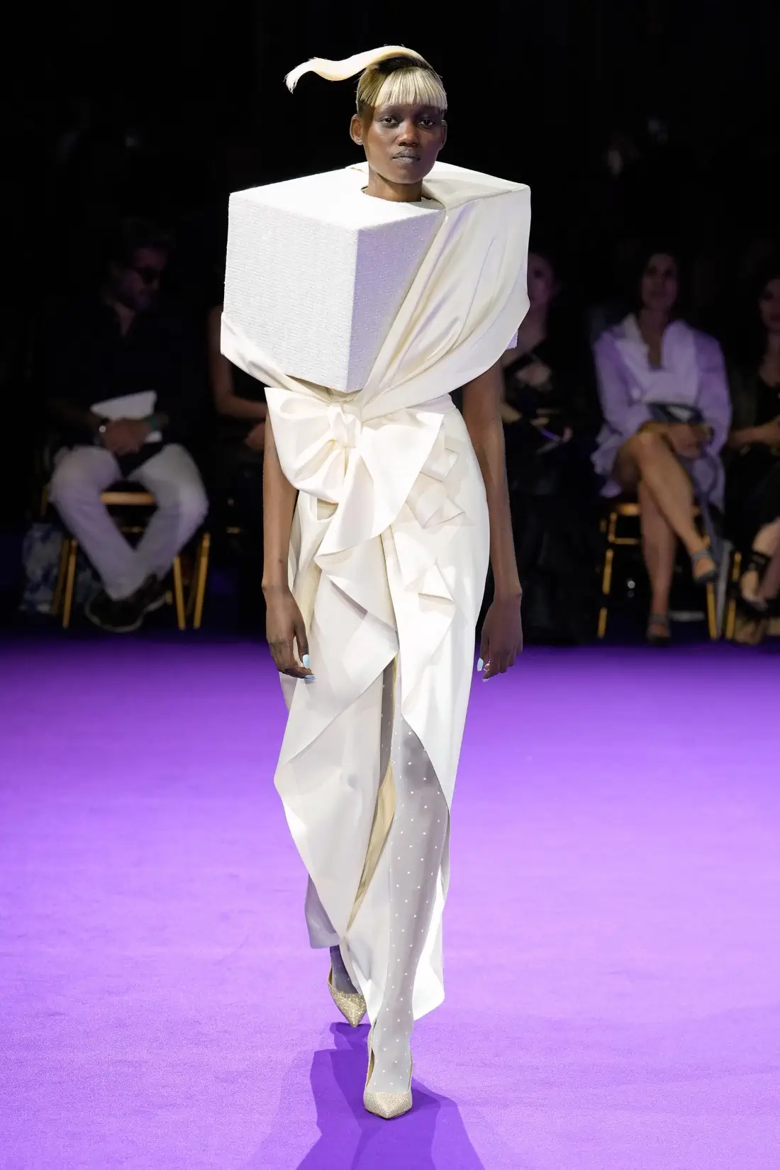 Viktor & Rolf Haute Couture Fall-Winter 2024